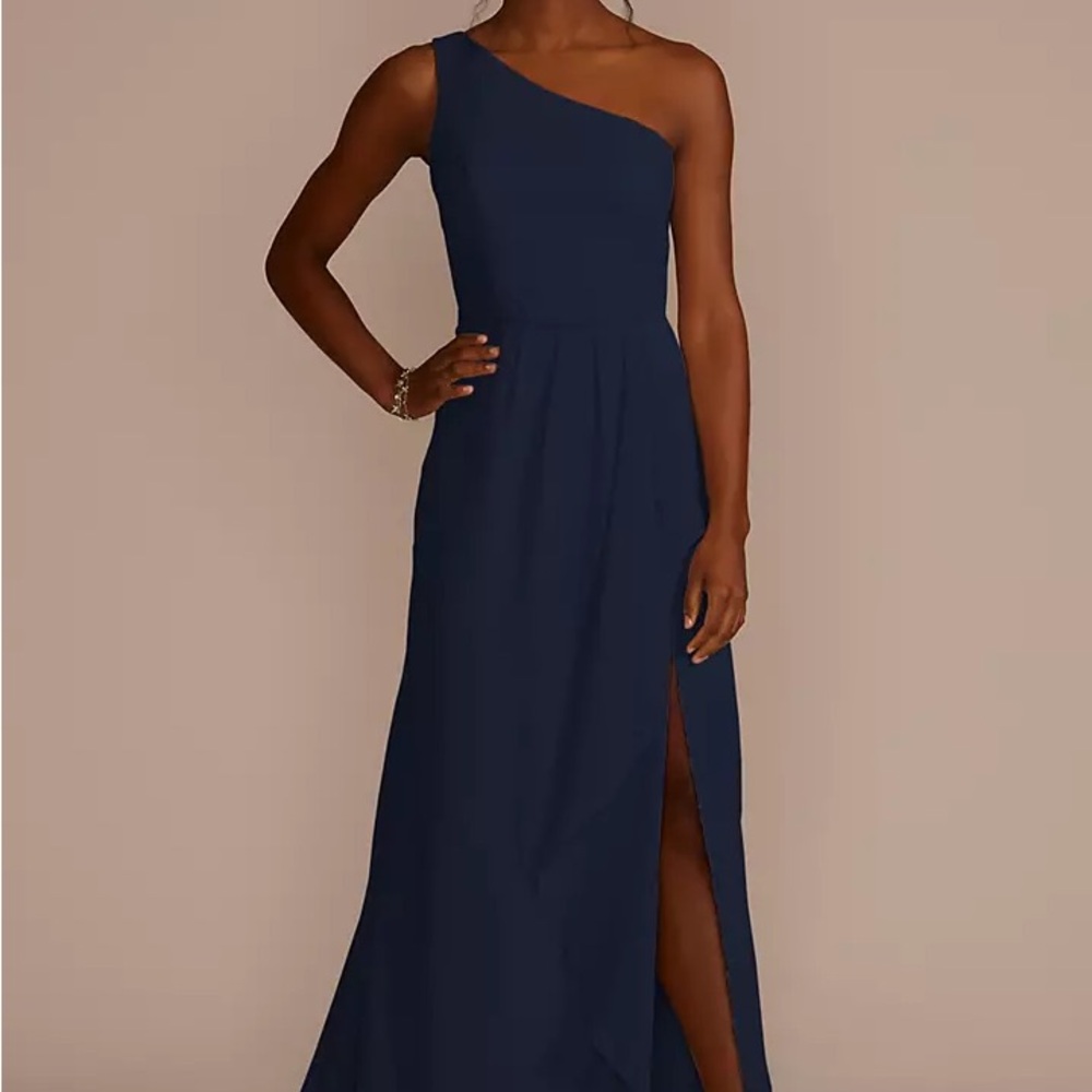 Chiffon One-Shoulder Dress